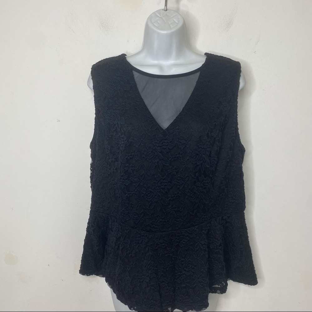 🎈4 for $40🎈Suzy Shier Floral Black Lace Peplum Mesh Neck Blouse Size 2X